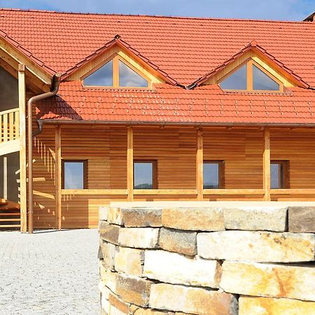 فندق Milovice في  Ranc Milovice المظهر الخارجي الصورة